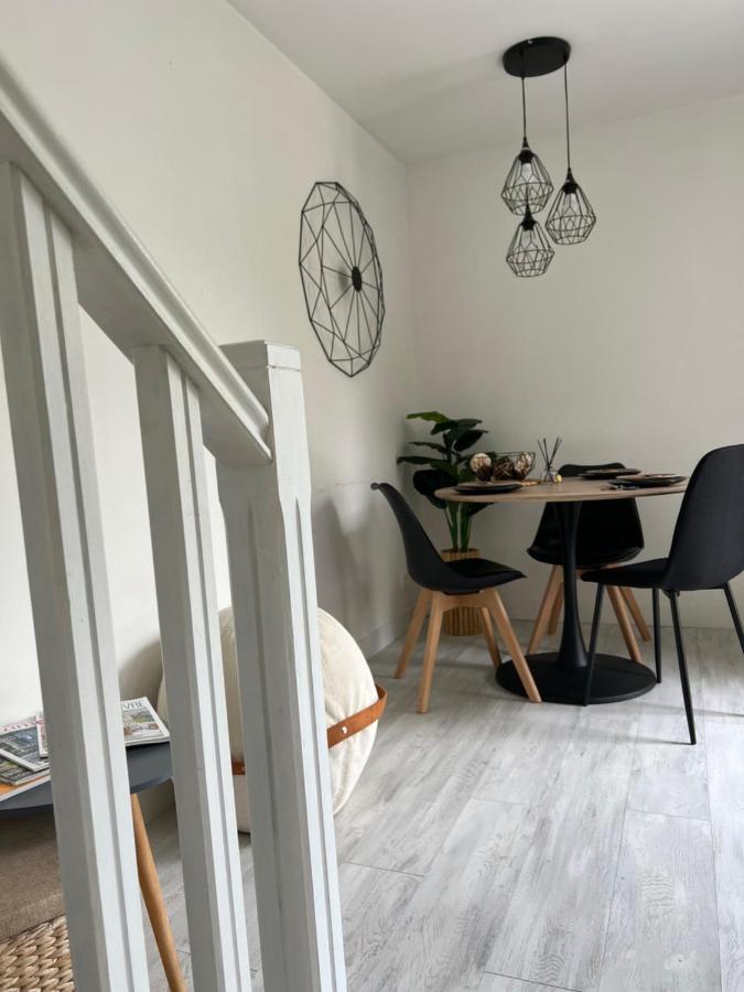 Charmant Appartement Duplex Au Calme Evreux Luaran gambar